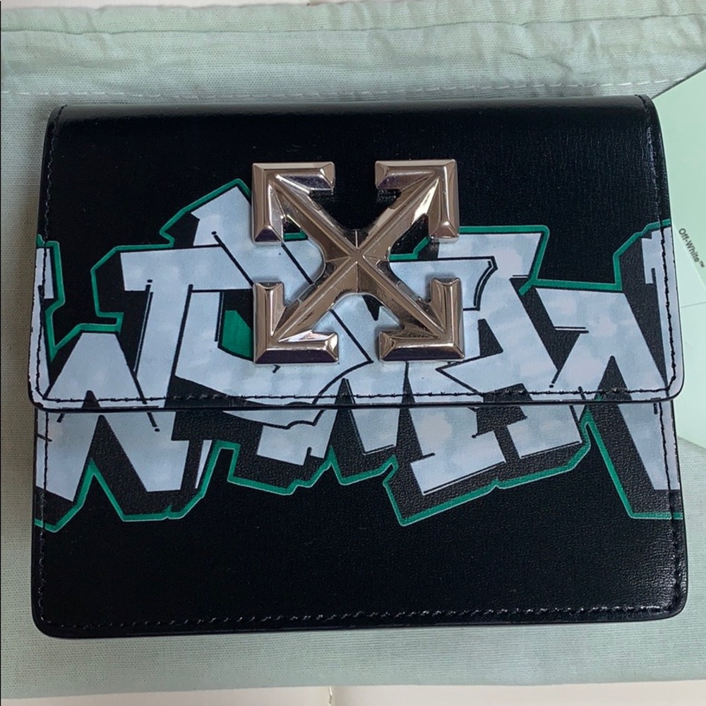 Off-White Jitney 0.7 Crossbody Belt Bag Black - Picture 2 of 13
